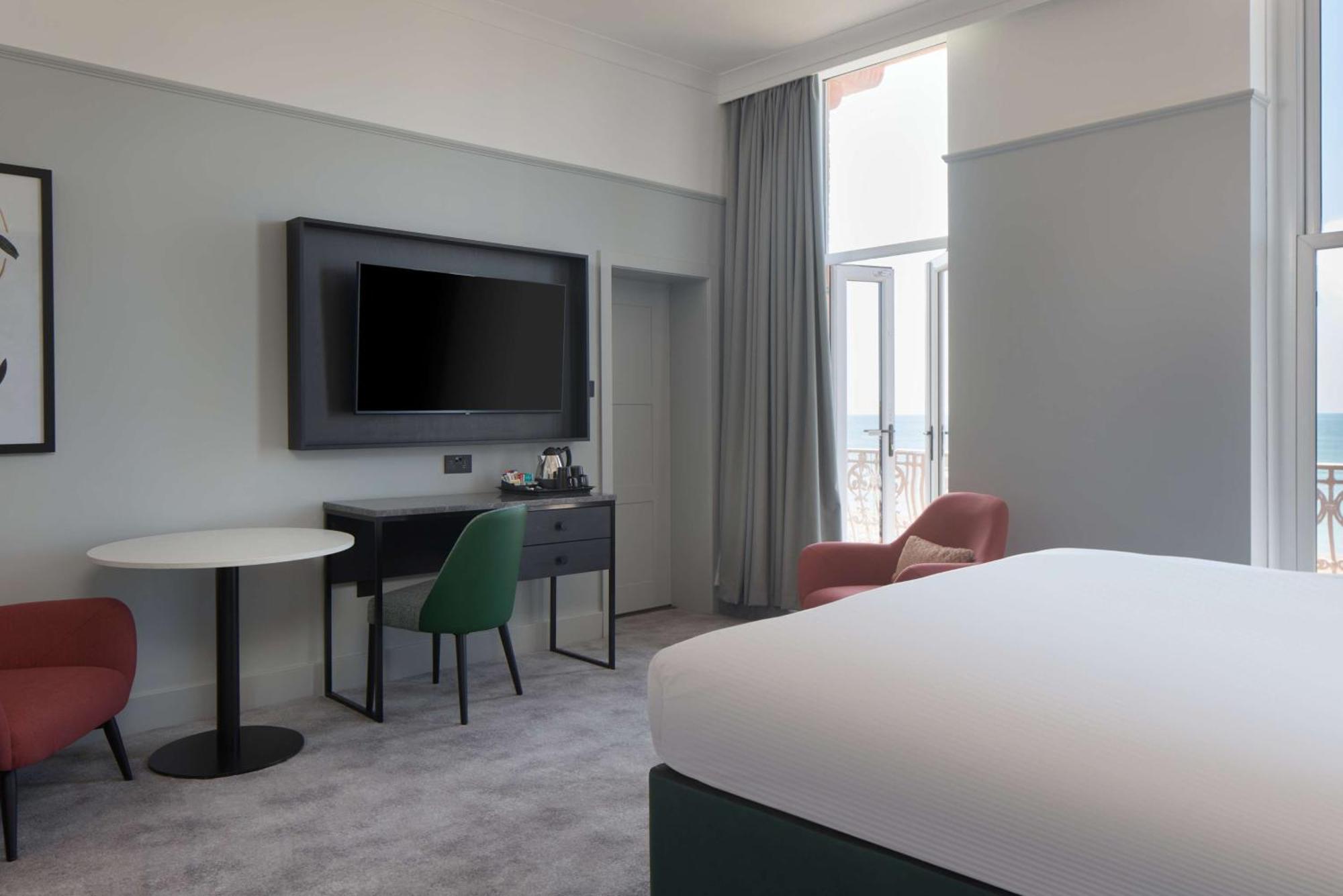 Superior King Room Sea View Balcony